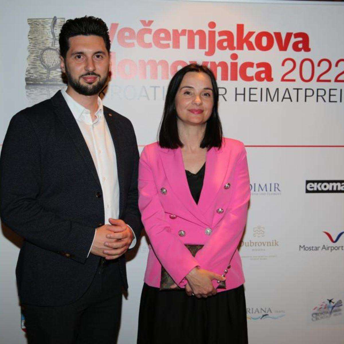 IZVORNO HRVATSKO: Svjetski nagrađivane rakije destilerije Šimić dostupne na njemačkom tržištu IZVORNO HRVATSKO: Svjetski nagrađivane rakije destilerije Šimić dostupne na njemačkom tržištu
