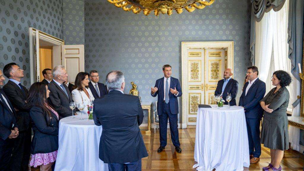 (FOTO) MÜNCHEN: Bavarski premijer Markus Söder na objedu s predstavnicima hrvatske zajednice u Bavarskoj