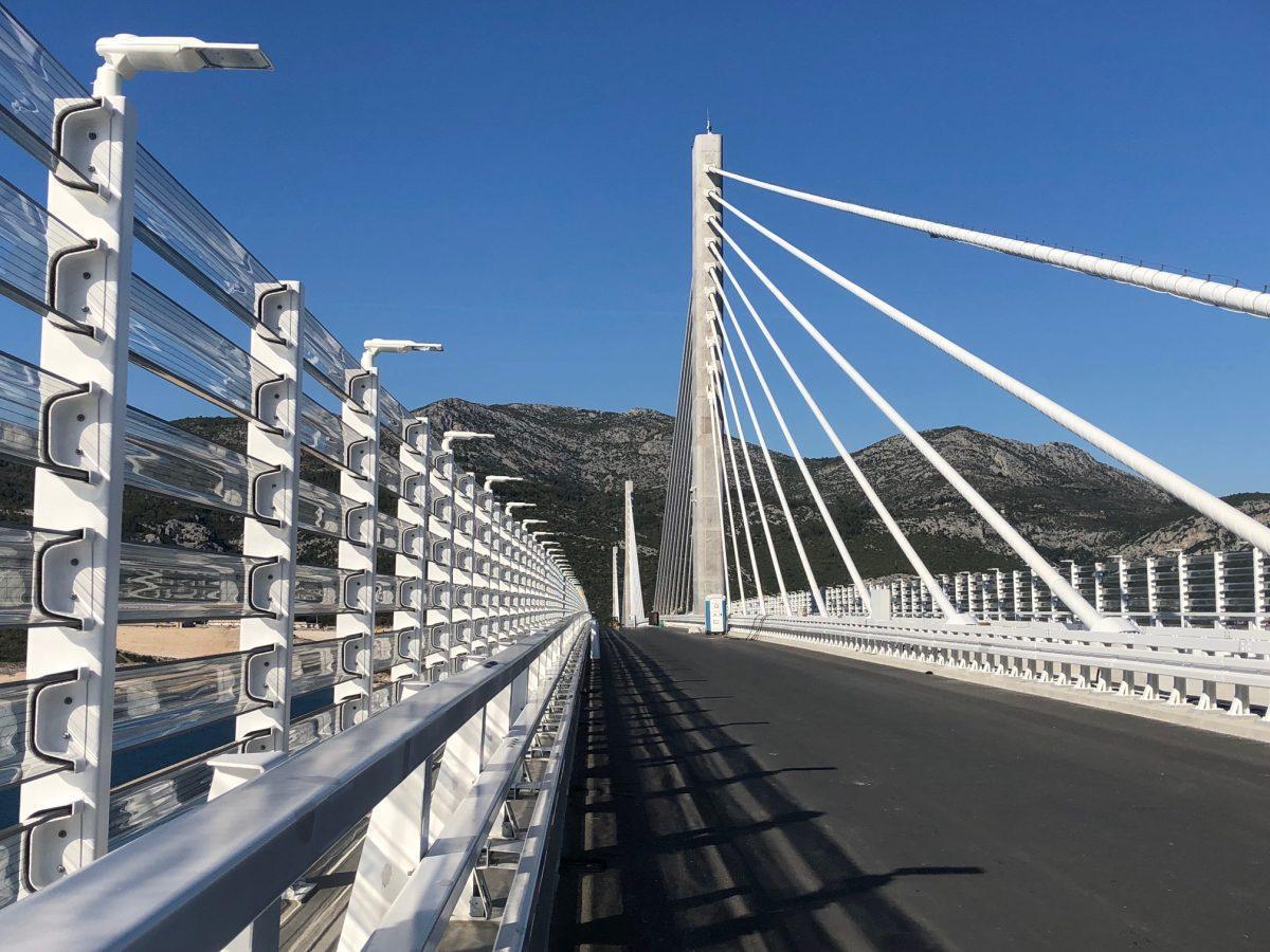 SVE O PELJEŠKOM MOSTU: Najveći infrastrukturni projekt financiran iz EU-ovih fondova SVE O PELJEŠKOM MOSTU: Najveći infrastrukturni projekt financiran iz EU-ovih fondova