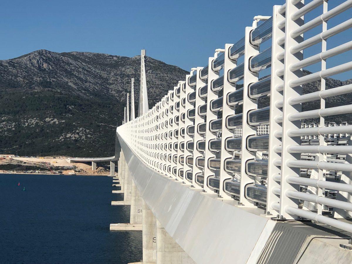 SVE O PELJEŠKOM MOSTU: Najveći infrastrukturni projekt financiran iz EU-ovih fondova SVE O PELJEŠKOM MOSTU: Najveći infrastrukturni projekt financiran iz EU-ovih fondova