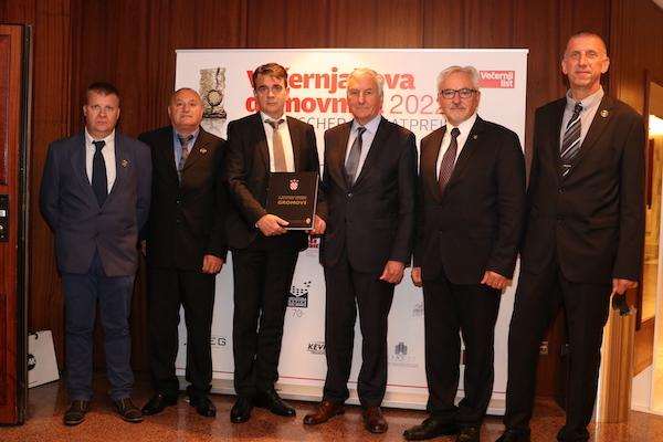 VEČERNJAKOVA DOMOVNICA UGOSTILA GROMOVE: Vesele nas osmjesi na licima stanovnika Bad Homburga Bulic gromovi