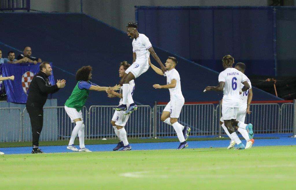 IZNENAĐENJE U MAKSIMIRU: Dinamo u pretkolu Lige prvaka odigrao tek 2:2 protiv Škupija