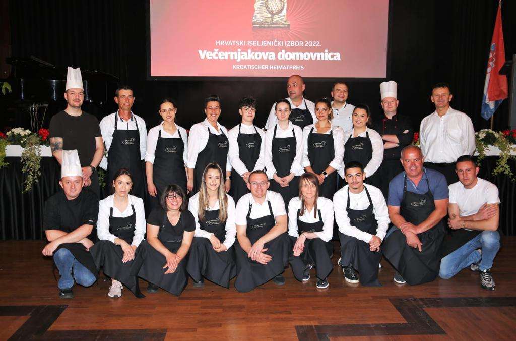 NEMA DO DOBROG KUHARA: U popularni hrvatski restoran u Frankfurtu rado dolaze i Nijemci NEMA DO DOBROG KUHARA: U popularni hrvatski restoran u Frankfurtu rado dolaze i Nijemci
