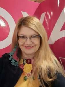 ŽELJKA RENIĆ: Članice etno udruge „Vrijedne ruke“ žele suradnju s hrvatskim udrugama i društvima u iseljeništvu ŽELJKA RENIĆ: Članice etno udruge „Vrijedne ruke“ žele suradnju s hrvatskim udrugama i društvima u iseljeništvu