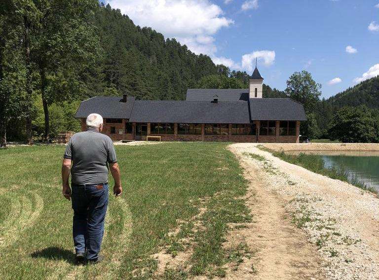 DR. JURE BURIĆ: Jedan "Husein" prije 560 godina sruši katoličku crkvu, a drugi Husein danas napravi drugu DR. JURE BURIĆ: Jedan "Husein" prije 560 godina sruši katoličku crkvu, a drugi Husein danas napravi drugu