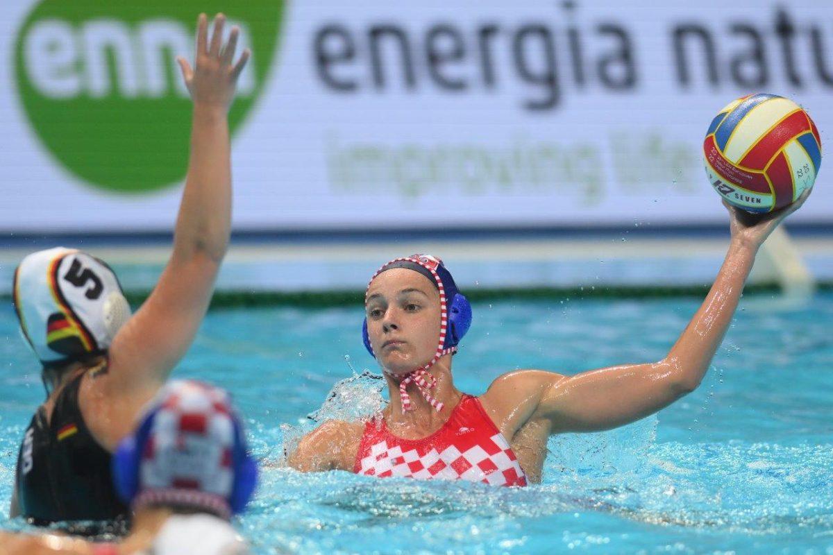 PRVA POBJEDA HRVATICA NA EP U VATERPOLO: Pobjedom nad Njemačkom od 16:8 napravljen veliki korak prema četvrtfinalu EP u vaterpolu Split 2022