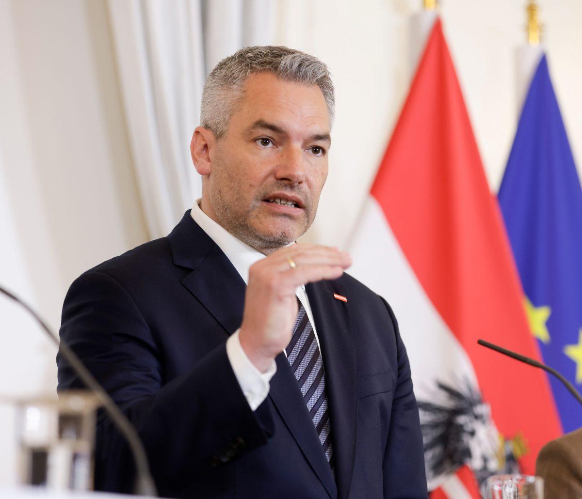 PROTUINFLACIJSKE MJERE OD 1.1.2023.: Austrijski kancelar Nehammer - Ukidanje hladne progresije “povijesni je korak”. Radnicima ostaje više novaca u džepu