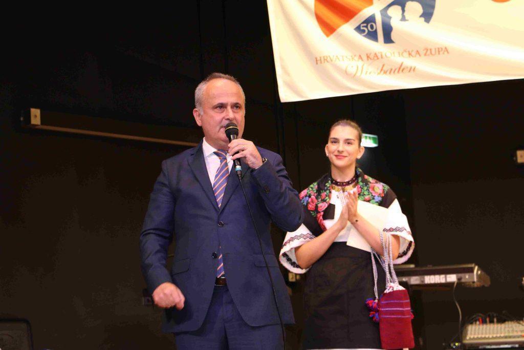 (FOTO) PROSLAVLJENA 50. OBLJETNICA HKŽ WIESBADEN: Poštujemo svakog čovjeka ali čuvamo svoje!
