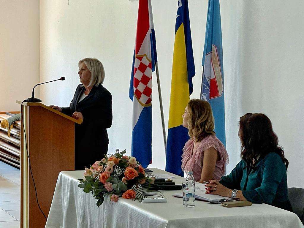BORJANA KRIŠTO U RAVNOM: Radimo na osiguranju stabilnog i sigurnog okruženja