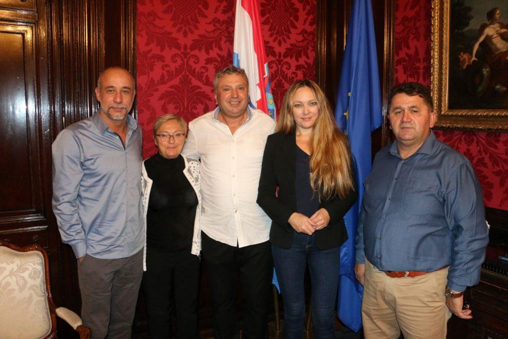 (FOTO) INICIJALAN SKUP MEDIJSKOG UMREŽAVANJA: U Beču održana “Večer iseljeništva" kao poveznica Hrvata u Austriji, Njemačkoj i Švicarskoj