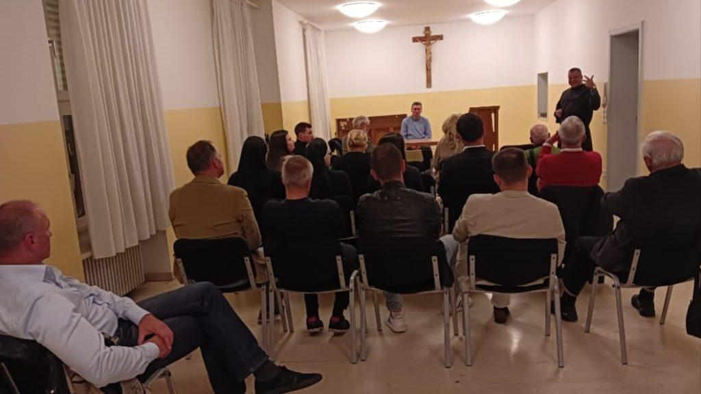 NOVA NJEMAČKA REFORMACIJA ILI?: O Sinodalnom putu u Njemačkoj govorio fra Petar Klapež, voditelj HKŽ München