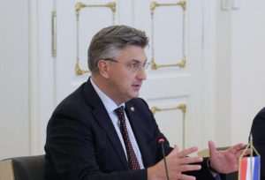 IZASLANSTVO KONGRESA SAD-a U ZAGREBU: Premijer Plenković razgovarao s američkim Kongresnim izaslanstvom o daljnjem jačanju obrambene suradnje Hrvatske i SAD-a