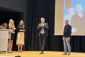 (FOTO) DRUGI DAN PROSLAVE 50. OBLJETNICE HKSD KOMUŠINA HAITERBACH: Odličan program i drugu večer oduševio publiku