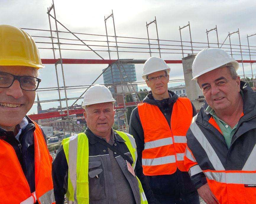 AMAZON DOBIVA TORANJ U SREDIŠTU BERLINA: Hrvati sudjelovali u gradnji najvišeg tornja u njemačkoj metropoli AMAZON DOBIVA TORANJ U SREDIŠTU BERLINA: Hrvati sudjelovali u gradnji najvišeg tornja u njemačkoj metropoli