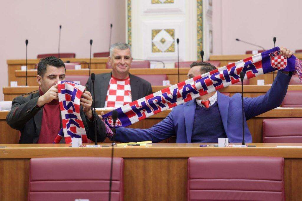 STIGLA I VELEPOSLANICA MAROKA: I u Hrvatskom saboru prati se utakmica između Hrvatske i Maroka STIGLA I VELEPOSLANICA MAROKA: I u Hrvatskom saboru prati se utakmica između Hrvatske i Maroka