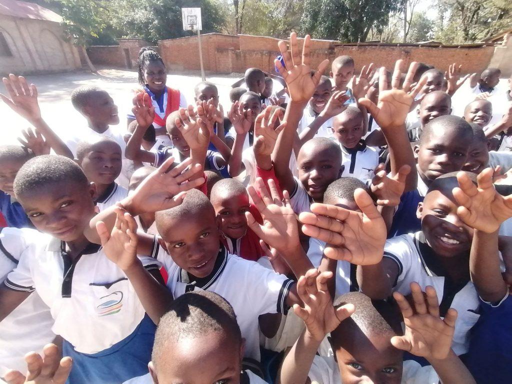 DJECA SU IZVOR VESELJA: Život u misijama u Tanzaniji, Venezueli i na Kubi