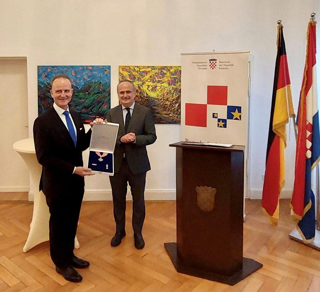 BERLIN: Dr. Robert Klinke odlikovan Redom kneza Branimira s ogrlicom