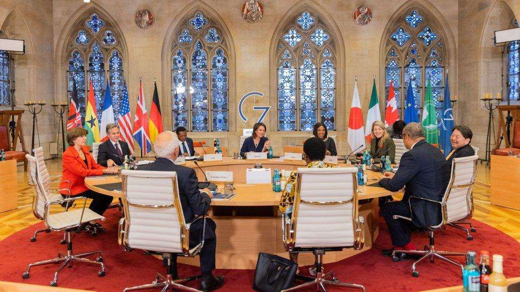 G7