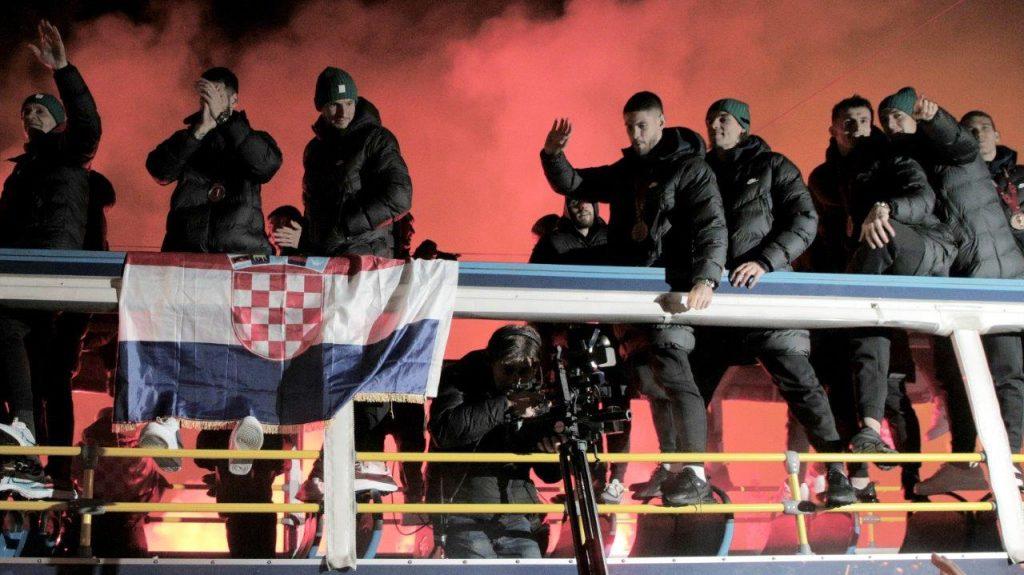 KAPETAN "VATRENIH" LUKA MODRIĆ: Uvjeren sam da će Hrvatska biti svjetski prvak! KAPETAN "VATRENIH" LUKA MODRIĆ: Uvjeren sam da će Hrvatska biti svjetski prvak!