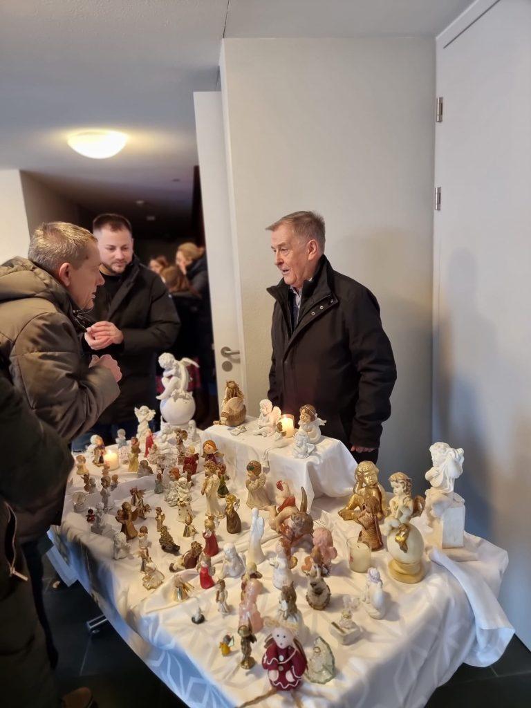 HRVATSKA KATOLIČKA ŽUPA MÜNCHEN: Fra Jozini anđeli oduševili župljane, pogledajte fotografije