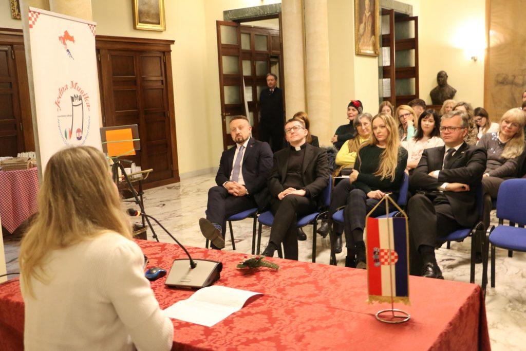 „POVEŽIMO ISELJENIŠTVO“ U RIMU: Mlada djevojka poslala značajnu poruku: Gdje mi mladi Hrvati pripadamo? „POVEŽIMO ISELJENIŠTVO“ U RIMU: Mlada djevojka poslala značajnu poruku: Gdje mi mladi Hrvati pripadamo?