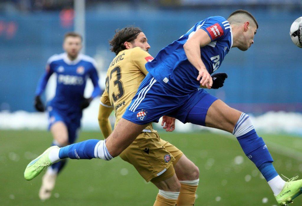 UŽASNO LOŠ DAN HAJDUKA: Dinamo očitao lekciju oslabljenim Splićanima u najvećem hrvatskom derbiju igranom u Maksimiru UŽASNO LOŠ DAN HAJDUKA: Dinamo očitao lekciju oslabljenim Splićanima u najvećem hrvatskom derbiju igranom u Maksimiru