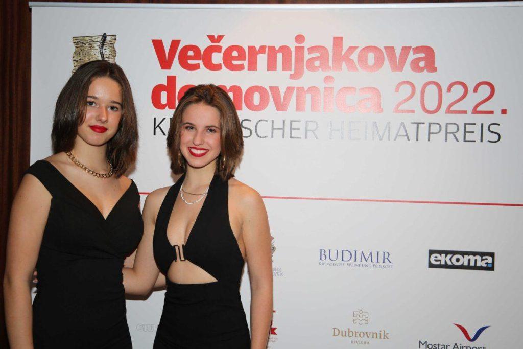 ZAVRŠNI KRUG POPULARNOG IZBORA: Za Večernjakovu domovnicu 2023. bori se 24 nominirana kandidata - objavljujemo njihova imena ZAVRŠNI KRUG POPULARNOG IZBORA: Za Večernjakovu domovnicu 2023. bori se 24 nominirana kandidata - objavljujemo njihova imena