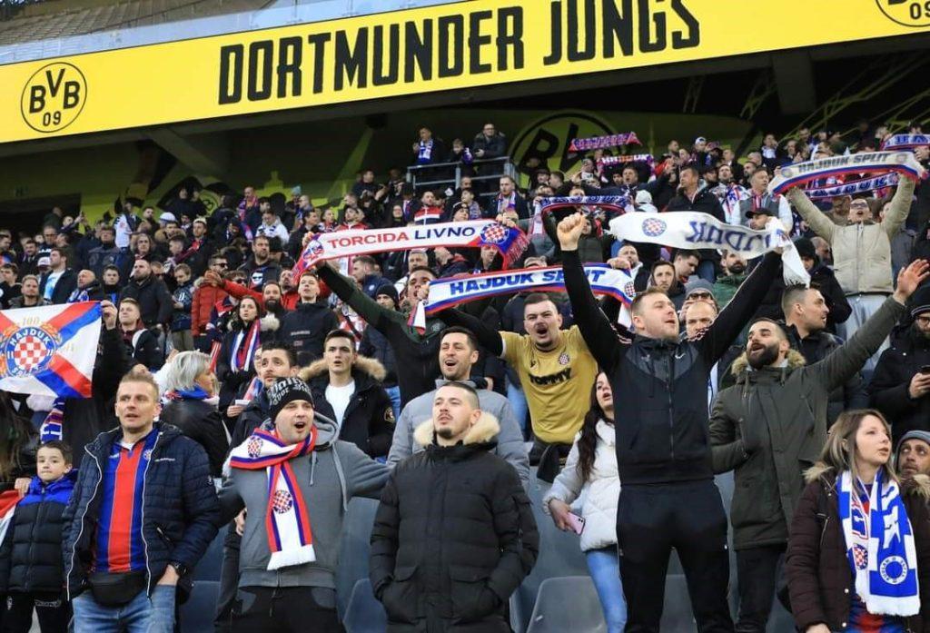 JUNIORSKA LIGA PRVAKA: Hajduk u Dortmundu izbacio Borussiju na jedanaesterce ukupnim rezultatom 9:10 JUNIORSKA LIGA PRVAKA: Hajduk u Dortmundu izbacio Borussiju na jedanaesterce ukupnim rezultatom 9:10
