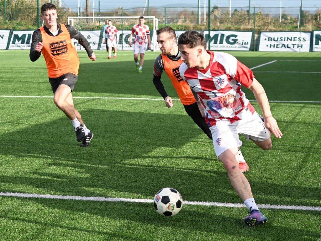 HRVATSKI KLUB IZ IRSKE IMA 2 REPREZENTATIVCA: Luka Matković i Domagoj Mikleušević iz Croatije Fermoy pozvani igrati za malonogometnu reprezentaciju Hrvatske HRVATSKI KLUB IZ IRSKE IMA 2 REPREZENTATIVCA: Luka Matković i Domagoj Mikleušević iz Croatije Fermoy pozvani igrati za malonogometnu reprezentaciju Hrvatske