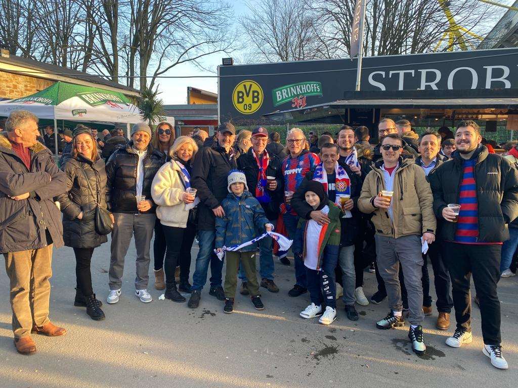 JUNIORSKA LIGA PRVAKA: Hajduk u Dortmundu izbacio Borussiju na jedanaesterce ukupnim rezultatom 9:10 JUNIORSKA LIGA PRVAKA: Hajduk u Dortmundu izbacio Borussiju na jedanaesterce ukupnim rezultatom 9:10