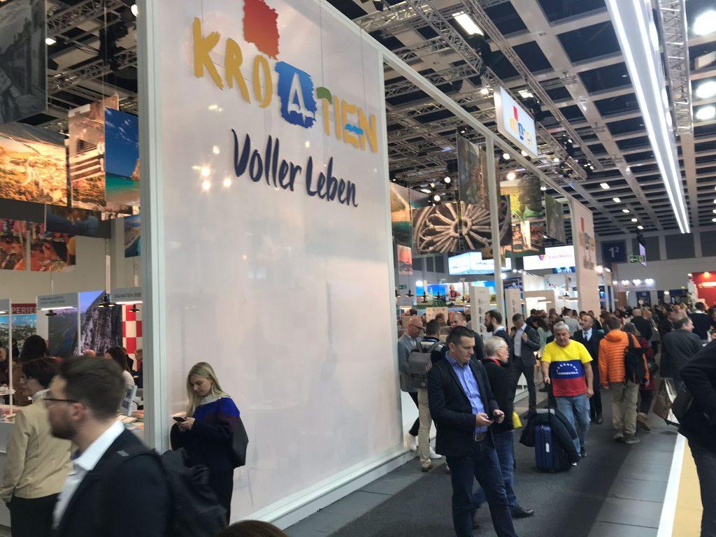 (FOTO) HRVATSKA NA NAJVEĆOJ SVJETSKOJ TURISTIČKOJ BURZI ITB BERLIN: HTZ predstavlja 20 turističkih tvrtki i zajednica te prijevoznika (FOTO) HRVATSKA NA NAJVEĆOJ SVJETSKOJ TURISTIČKOJ BURZI ITB BERLIN: HTZ predstavlja 20 turističkih tvrtki i zajednica te prijevoznika