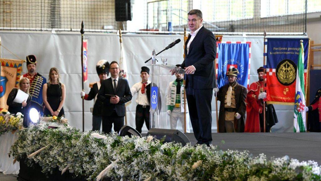 PREDSJEDNIK MILANOVIĆ: Hrvatska se mora izboriti za poziciju da bude jača i neovisnija o tuđem novcu PREDSJEDNIK MILANOVIĆ: Hrvatska se mora izboriti za poziciju da bude jača i neovisnija o tuđem novcu