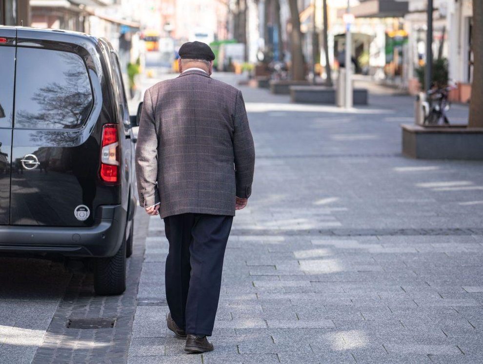 "ŽENE U EU VEĆINOM ŽIVE SAME": Svaki peti Nijemac živi sam, evo na kojem mjestu Eurostata su Hrvati "ŽENE U EU VEĆINOM ŽIVE SAME": Svaki peti Nijemac živi sam, evo na kojem mjestu Eurostata su Hrvati