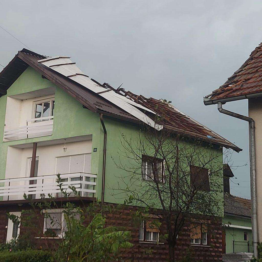 SNAŽNO NEVRIJEME I NA SJEVERU I ISTOKU HRVATSKE: Oštećeni objekti, prekidi električne energije...