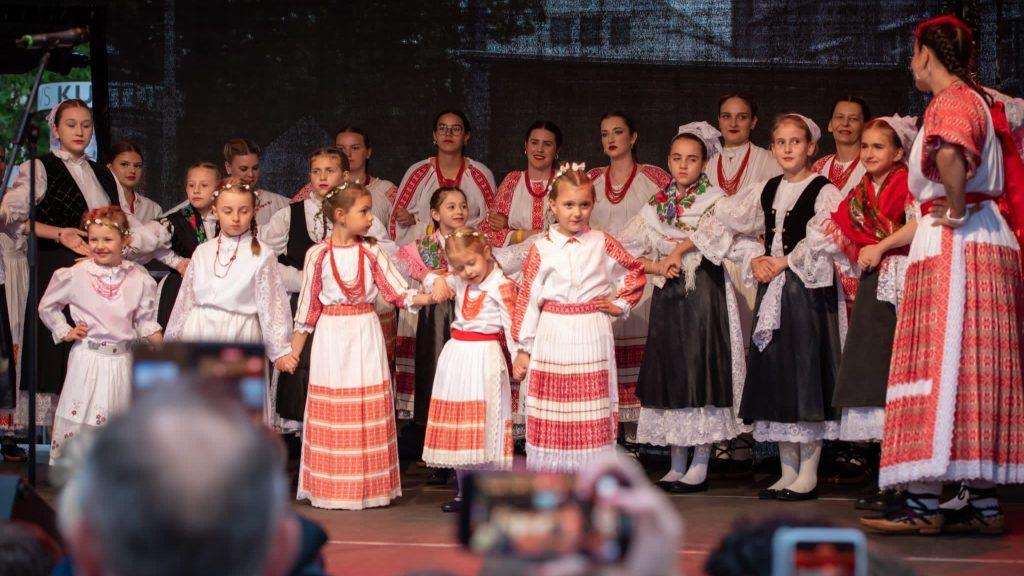 SCHWENINGEN: Hrvatska zajednica i folklorno društvo "Nikola Pavletić Nikica" predstavili se na večeri kulture u Schwenningenu