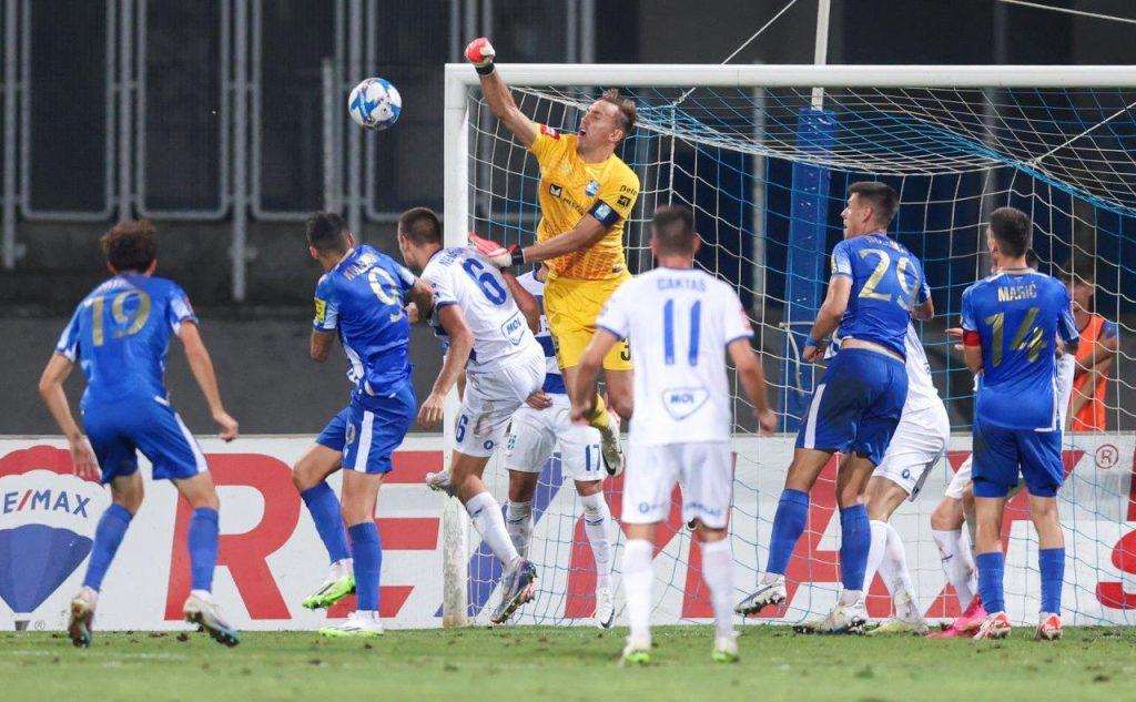 HNL: Hajduk u Varaždinu upisao petu uzastopnu pobjedu, triler u Kranječevićevoj između Lokomotivei Osijeka završio podjelom bodova