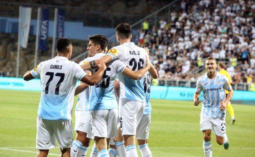 RIJEKA UVJERLJIVA I U UZVRATU: S 2:0 savladana momčad B36 Torshavna, na redu je francuski Lille RIJEKA UVJERLJIVA I U UZVRATU: S 2:0 savladana momčad B36 Torshavna, na redu je francuski Lille