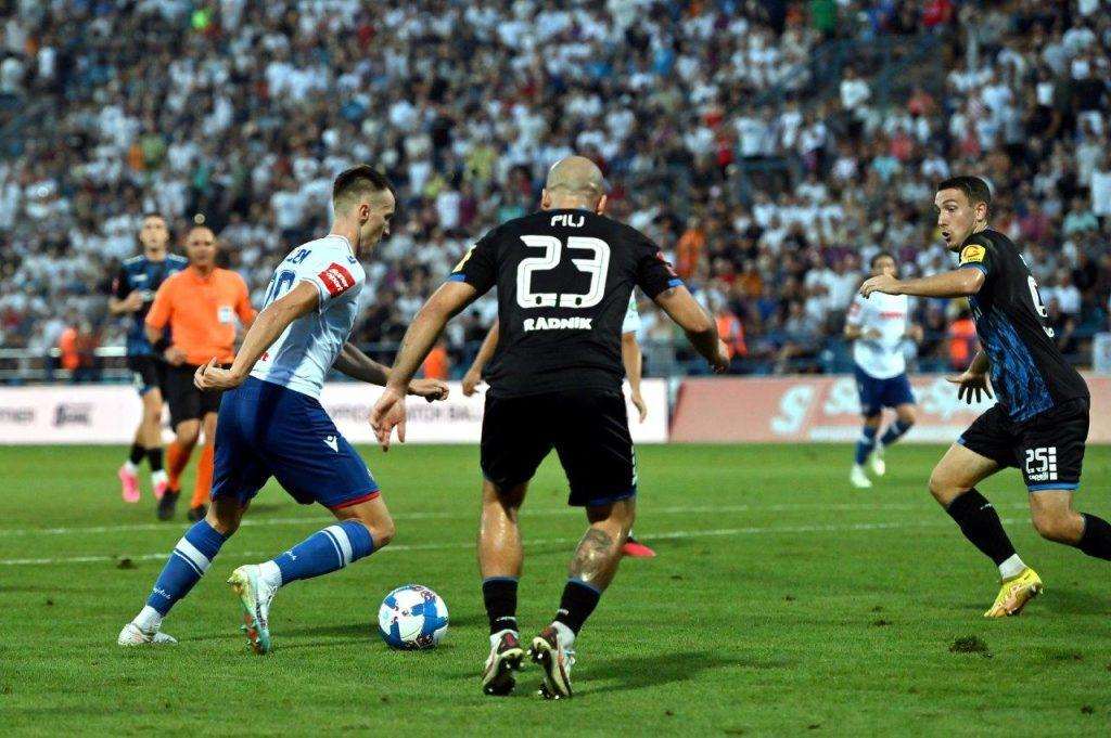 HNL: Hajduk u Varaždinu upisao petu uzastopnu pobjedu, triler u Kranječevićevoj između Lokomotivei Osijeka završio podjelom bodova