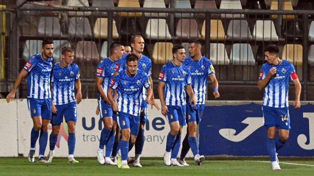 (FOTO) HNL: Domaće pobjede Osijeka protiv Gorice i Rijeke protiv Lokomotive (FOTO) HNL: Domaće pobjede Osijeka protiv Gorice i Rijeke protiv Lokomotive