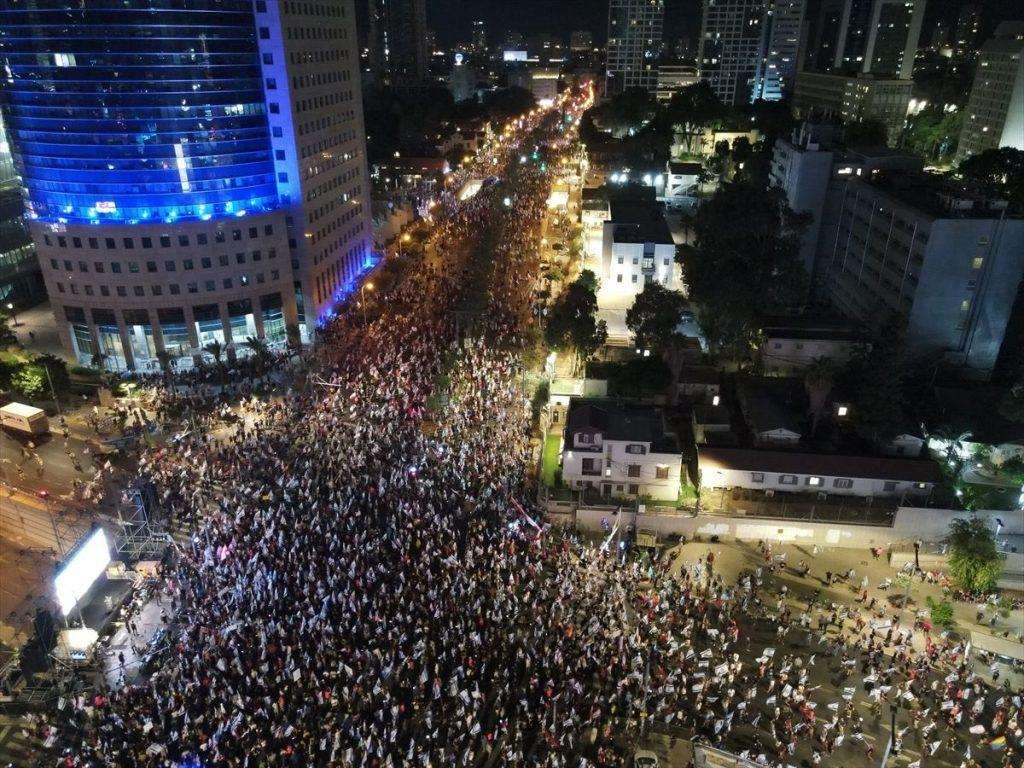 (FOTO GALERIJA) TEL AVIV: Stotine tisuća Izraelaca ponovno prosvjedovalo protiv reforme pravosuđa (FOTO GALERIJA) TEL AVIV: Stotine tisuća Izraelaca ponovno prosvjedovalo protiv reforme pravosuđa