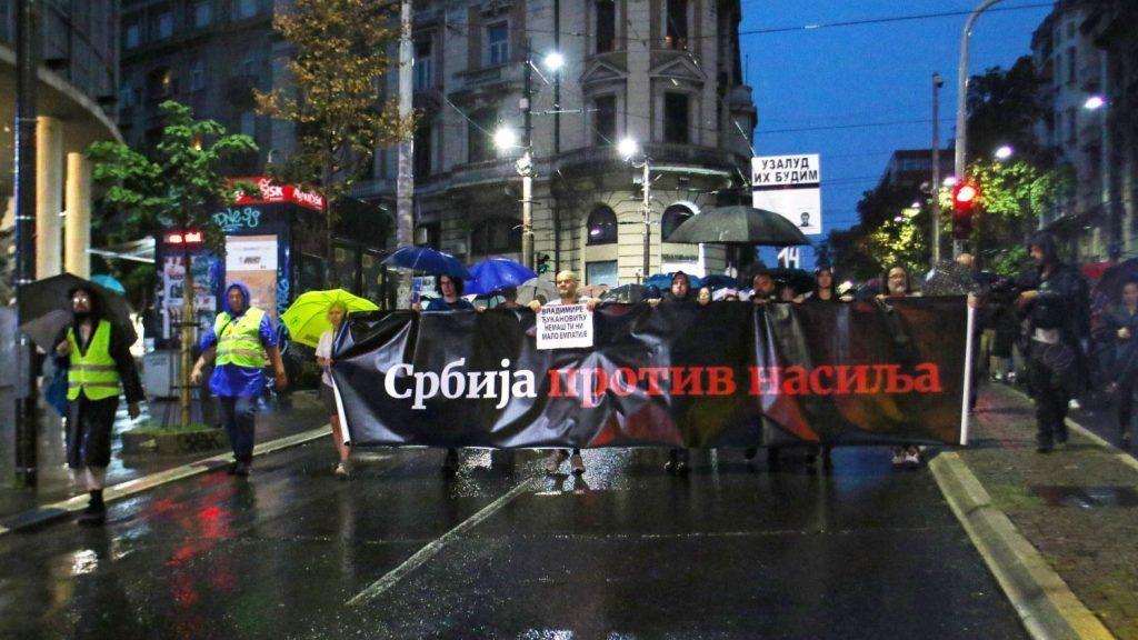 UNATOČ NEVREMENU: Prosvjed "Srbija protiv nasilja" održan i ove subote u Beogradu UNATOČ NEVREMENU: Prosvjed "Srbija protiv nasilja" održan i ove subote u Beogradu