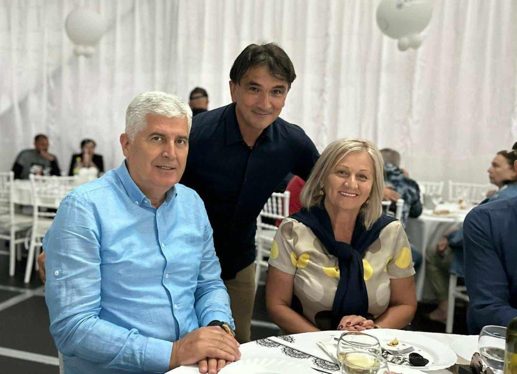 VELIK BROJ HRVATA IZ ISELJENIŠTVA NA HUMANITARNOM KONCERTU U LIVNU: Odigrana i nogometna utakmica "Vatreni veterani" i "Livno i prijatelji"