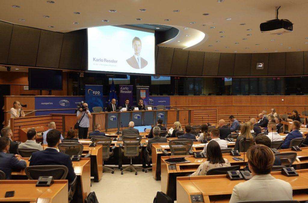 PREDSTAVLJANJE U BRUXELLESU: Osječko-baranjska županija proglašena Europskom regijom sporta 2024. godine