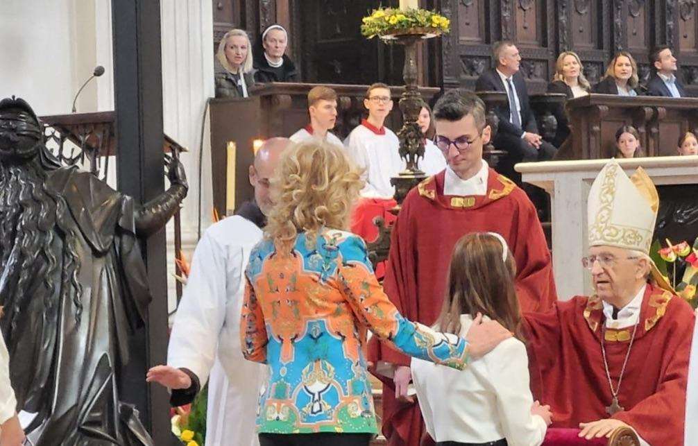 MISNO SLAVLJE: Oproštaj od fra Ivana Vuletića uz posjet misionara fra Ivice Vrbića župi HKŽ München MISNO SLAVLJE: Oproštaj od fra Ivana Vuletića uz posjet misionara fra Ivice Vrbića župi HKŽ München