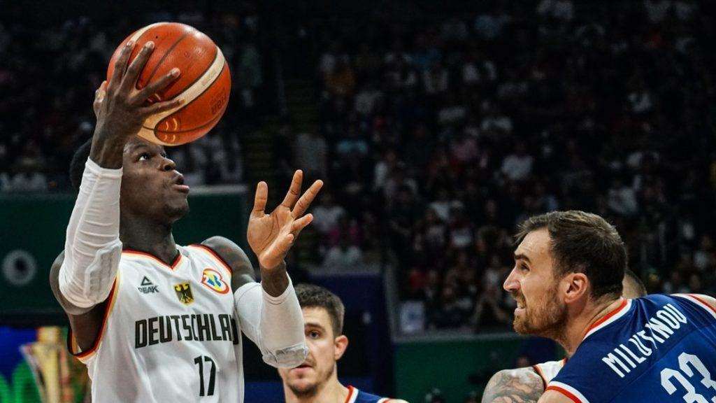 EUFORIJA NE STIŠAVA: Njemačka oduševljeno dočekala trijumf svojih košarkaša - Dennis Schröder predložen za sportaša godine