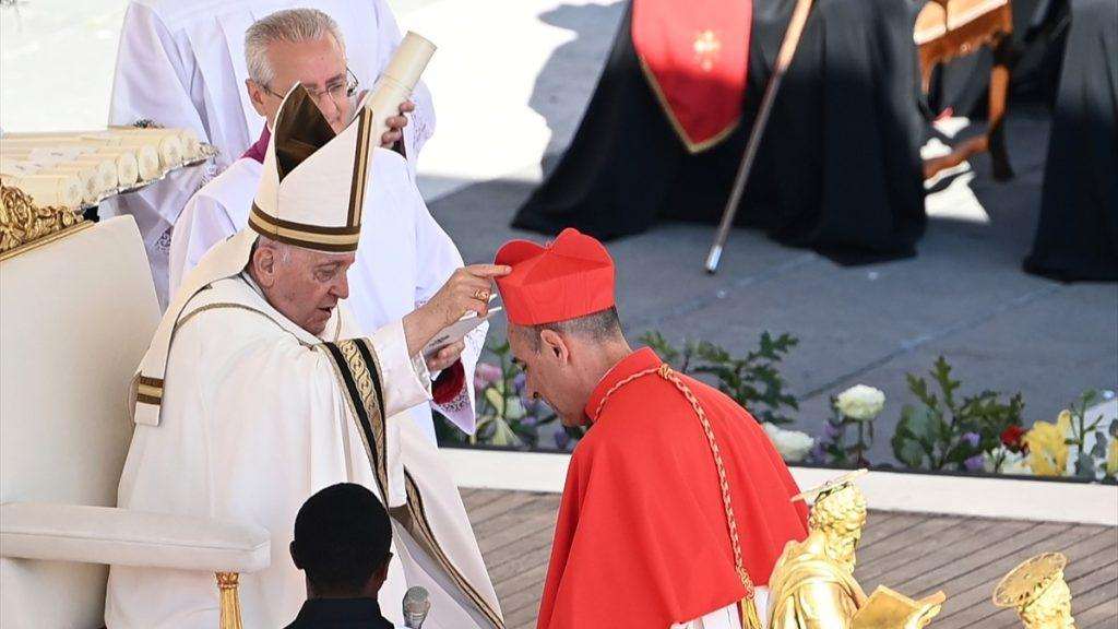 NJEGOVI NAJBLIŽI SAVJETNICI: Papa Franjo imenovao 21 novog kardinala