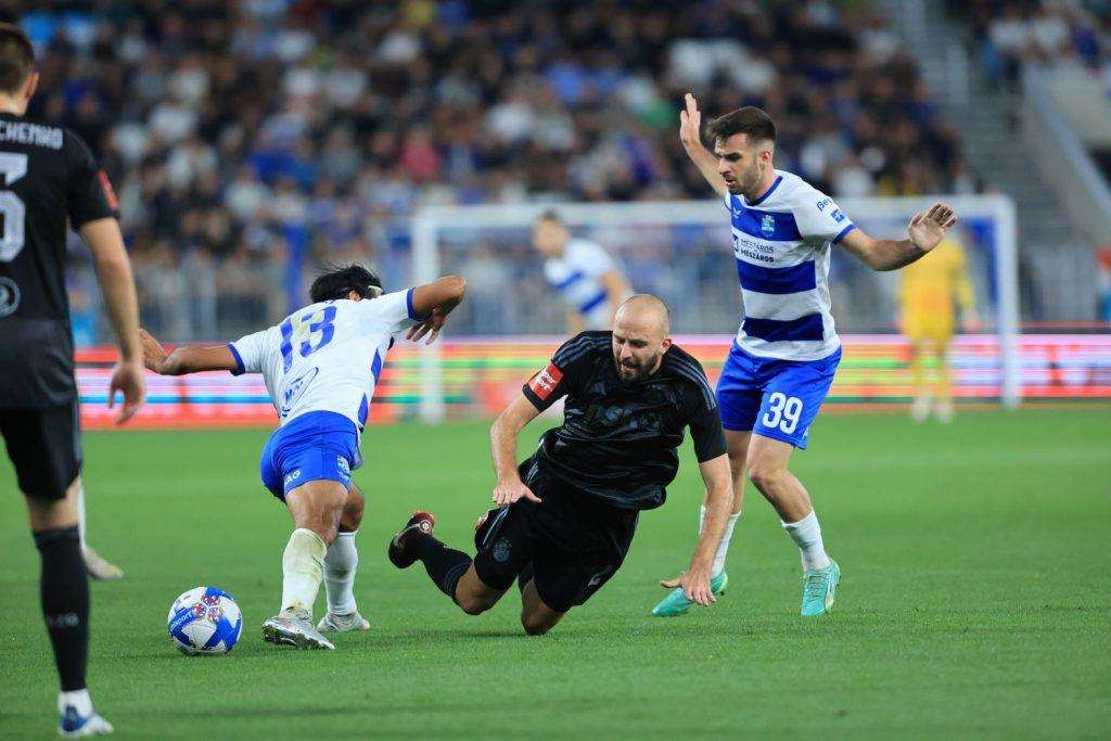 DERBI KOLA HNL-a NA OPUS ARENI: Dinamo preokretom slavio protiv Osijeka pred rekordnih 12.222 gledatelja DERBI KOLA HNL-a NA OPUS ARENI: Dinamo preokretom slavio protiv Osijeka pred rekordnih 12.222 gledatelja