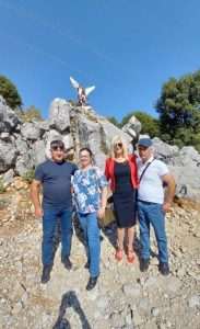 U HERCEGOVINI POSTAVLJEN KIP SVETOG MIHAELA ARKANĐELA: Postavljanje kipa prati nevjerojatna priča U HERCEGOVINI POSTAVLJEN KIP SVETOG MIHAELA ARKANĐELA: Postavljanje kipa prati nevjerojatna priča