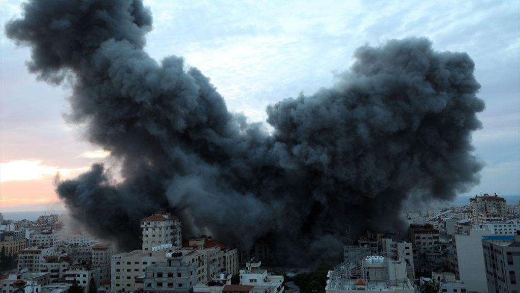 (FOTO GALERIJA) IZRAEL PROGLASIO RATNO STANJE: Rat odnio živote 700 Izraelaca dok ih je 2.150 ozlijeđenih, u Gazi poginulo 413 Palestinaca a 2.300 ih je ozlijeđeno (FOTO GALERIJA) IZRAEL PROGLASIO RATNO STANJE: Rat odnio živote 700 Izraelaca dok ih je 2.150 ozlijeđenih, u Gazi poginulo 413 Palestinaca a 2.300 ih je ozlijeđeno