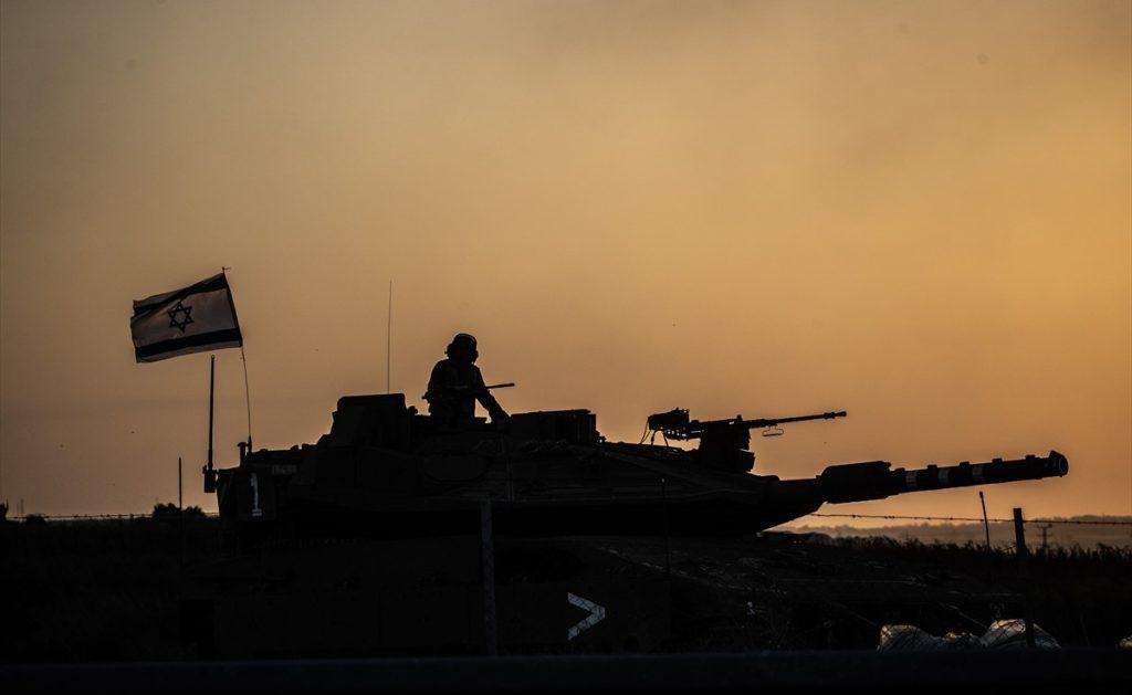 IZRAELSKI TENKOVI NA GRANICI S GAZOM: Hamas izvijestio kako je u izraelskim napadima na Gazu ubijeno 13 talaca koji su zarobljeni u napadu na Izrael IZRAELSKI TENKOVI NA GRANICI S GAZOM: Hamas izvijestio kako je u izraelskim napadima na Gazu ubijeno 13 talaca koji su zarobljeni u napadu na Izrael